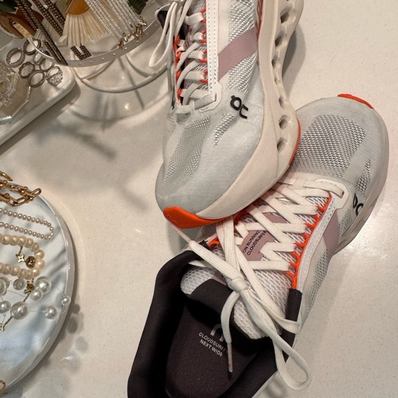 On Running Women's Running Shoes - White and Pink - Picture 5 of 10